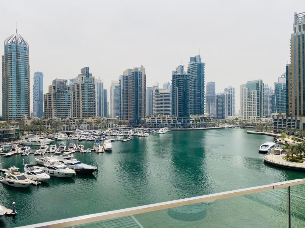 Cayan Tower Luxury Apartment With Sea View Dubai Buitenkant foto
