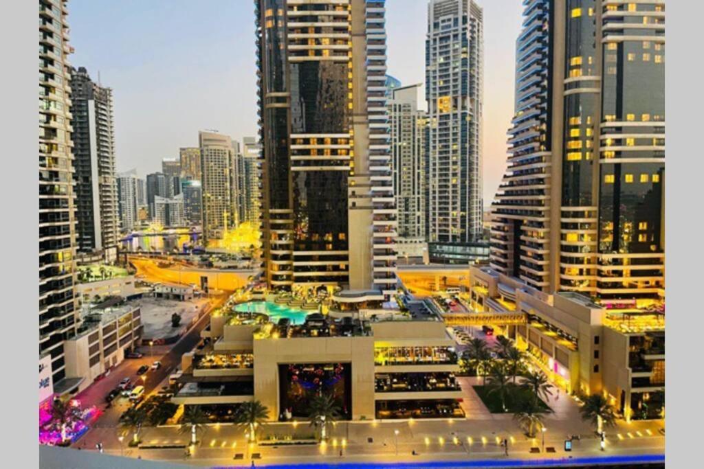 Cayan Tower Luxury Apartment With Sea View Dubai Buitenkant foto
