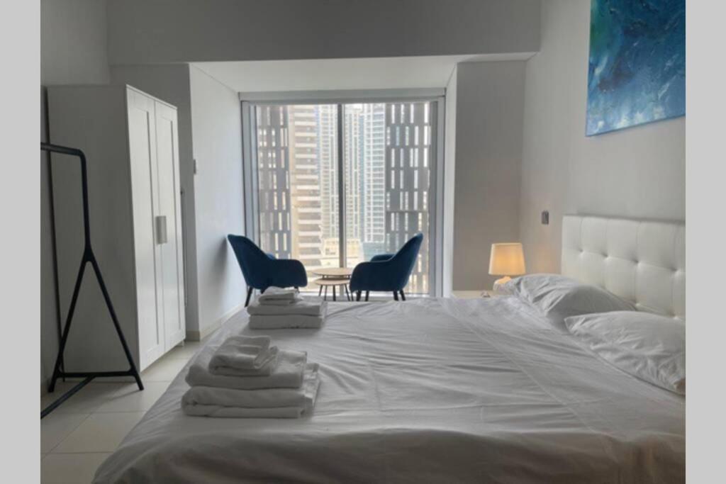 Cayan Tower Luxury Apartment With Sea View Dubai Buitenkant foto