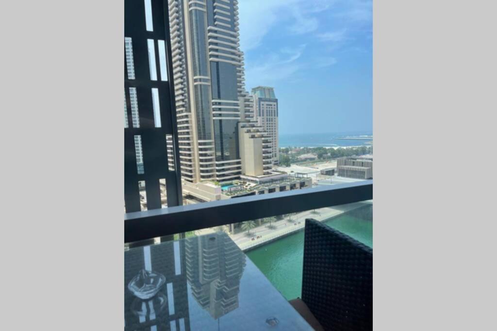 Cayan Tower Luxury Apartment With Sea View Dubai Buitenkant foto