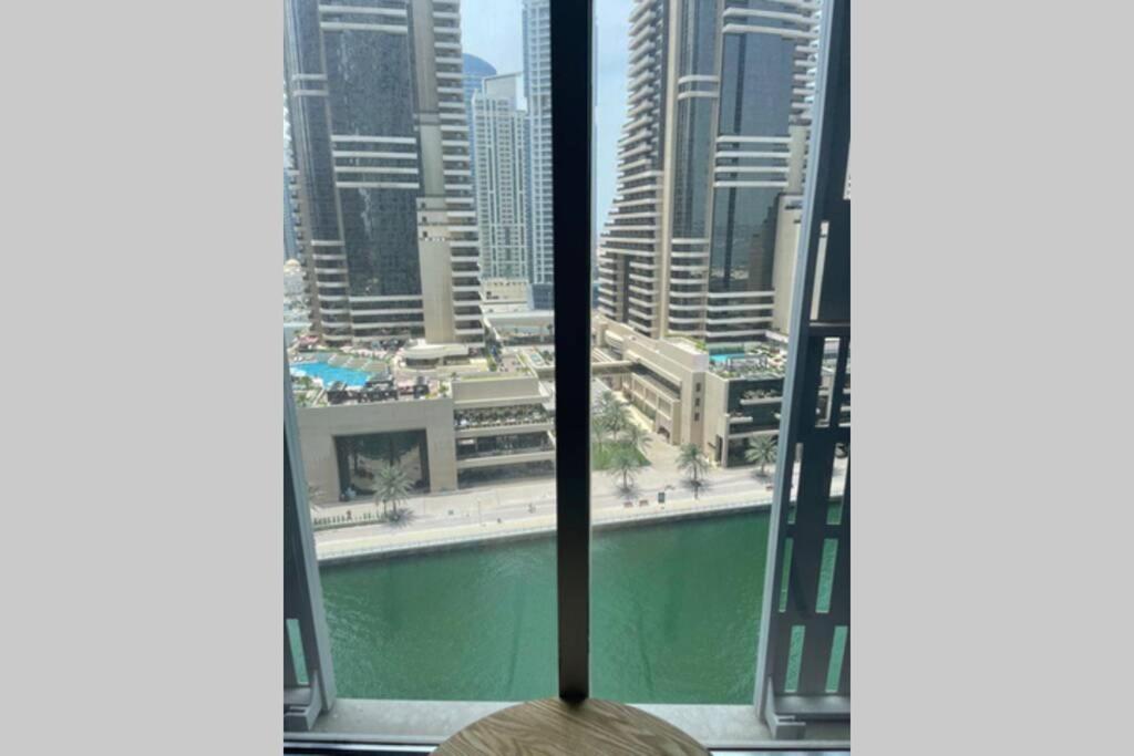 Cayan Tower Luxury Apartment With Sea View Dubai Buitenkant foto