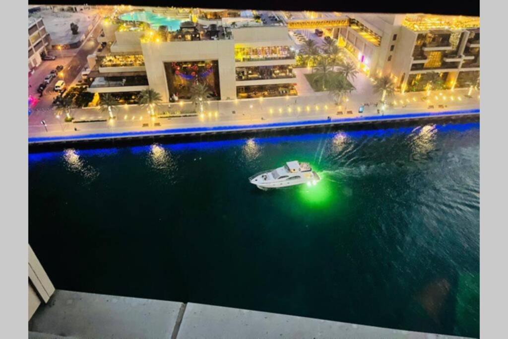 Cayan Tower Luxury Apartment With Sea View Dubai Buitenkant foto